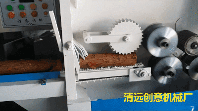 小型圓木多片鋸，俗稱樹尾機，采用超薄鋸片，出材率高達80%，一天可以出25-30方