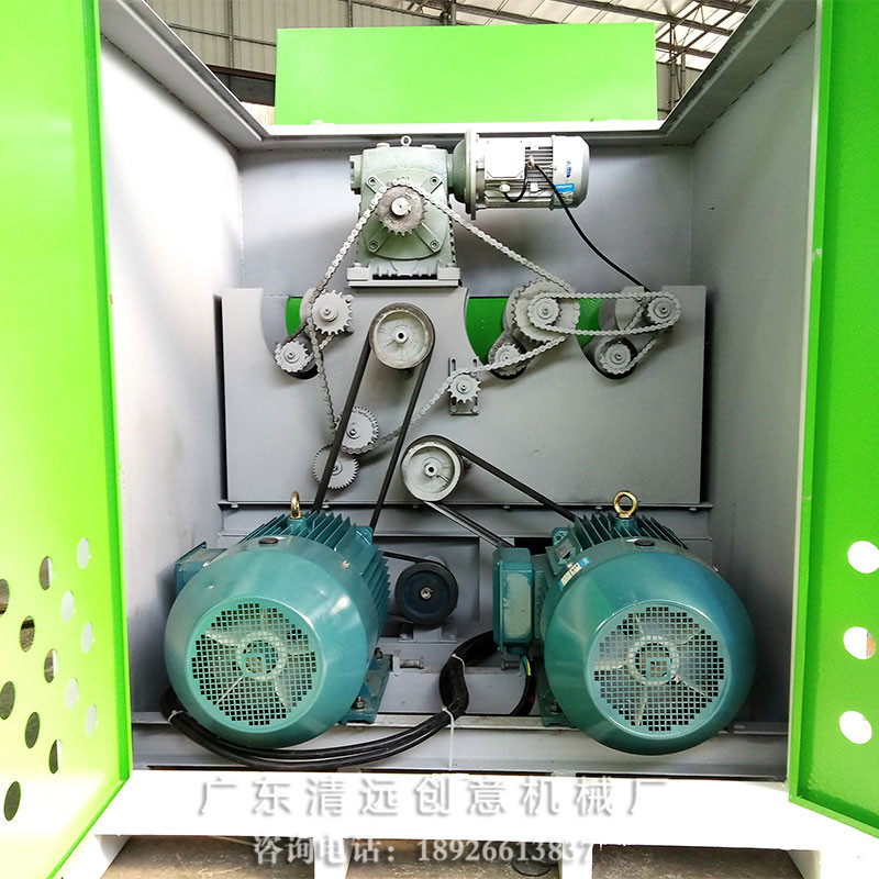 圓木多片鋸安裝國(guó)家標(biāo)準(zhǔn)的電箱，配備電流表和電壓表，