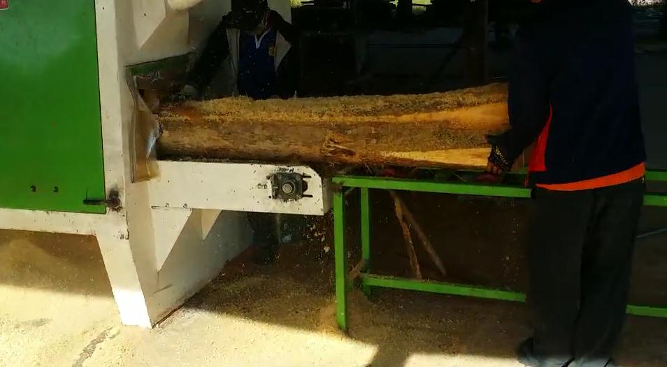 木托盤圓木多片鋸哪家好？多片鋸廠家給你1套賺錢方案